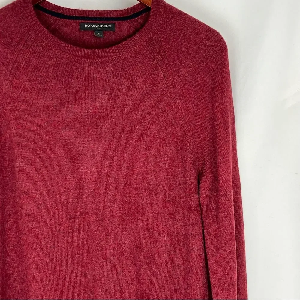 Banana‎ Republic Crew Sweater